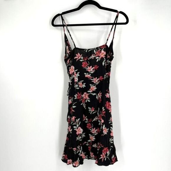 H&M Floral Wrap Summer Mini Dress Size 2 Tropical Flirty Vacation resort - Picture 4 of 10